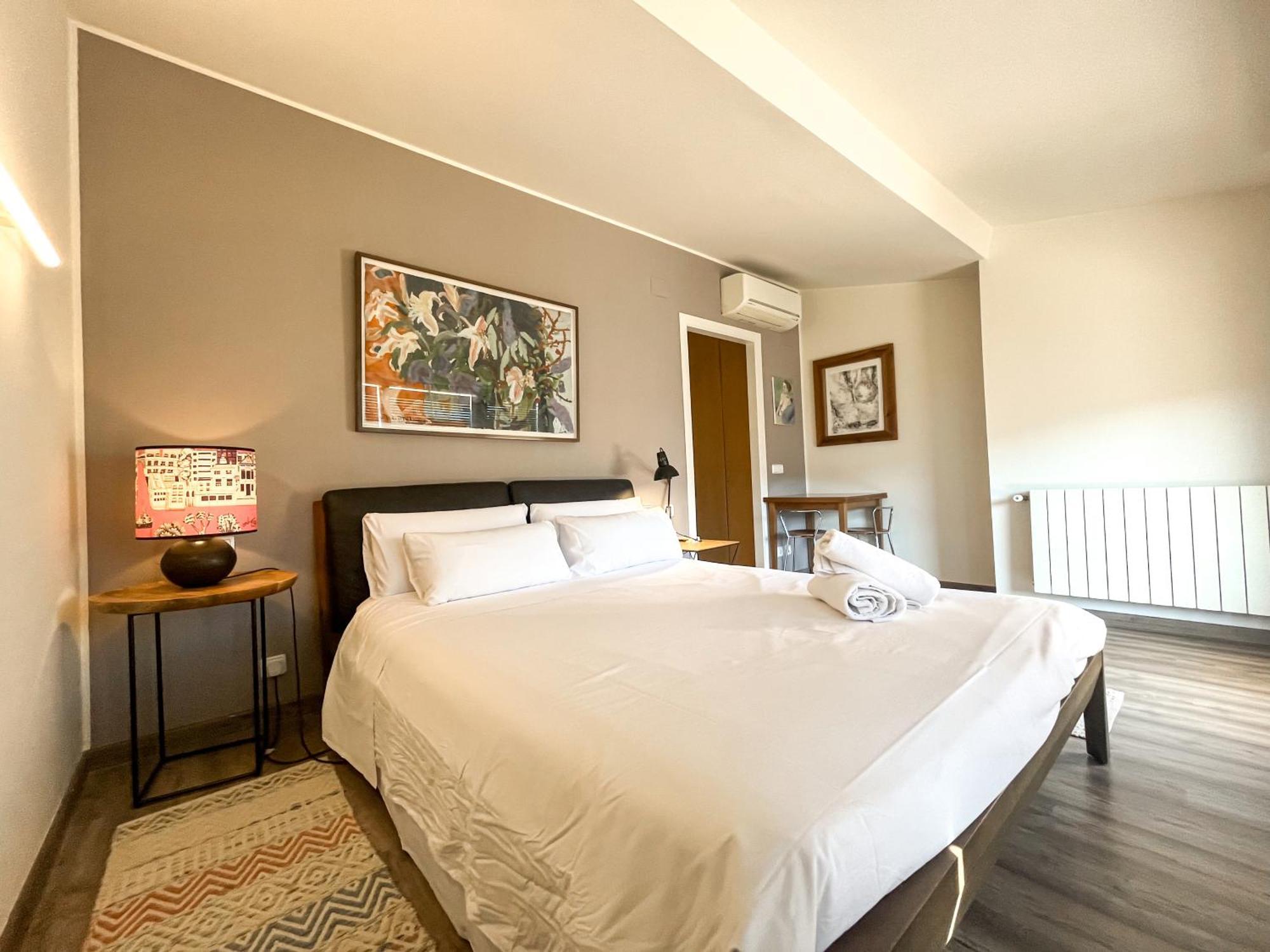 Sleep & Stay Luxury Top Floor Apt With Terrace Херона Екстериор снимка