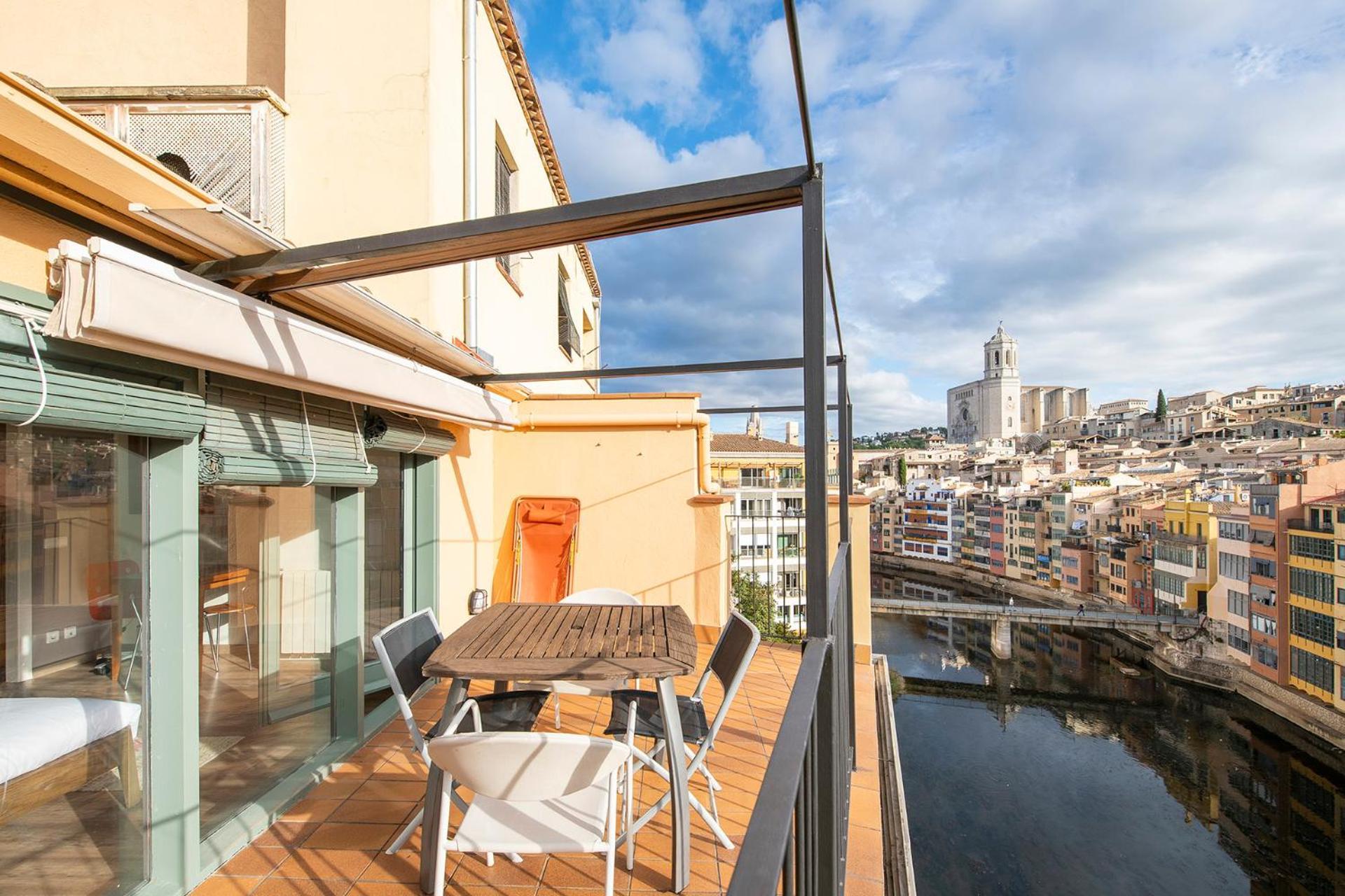 Sleep & Stay Luxury Top Floor Apt With Terrace Херона Екстериор снимка