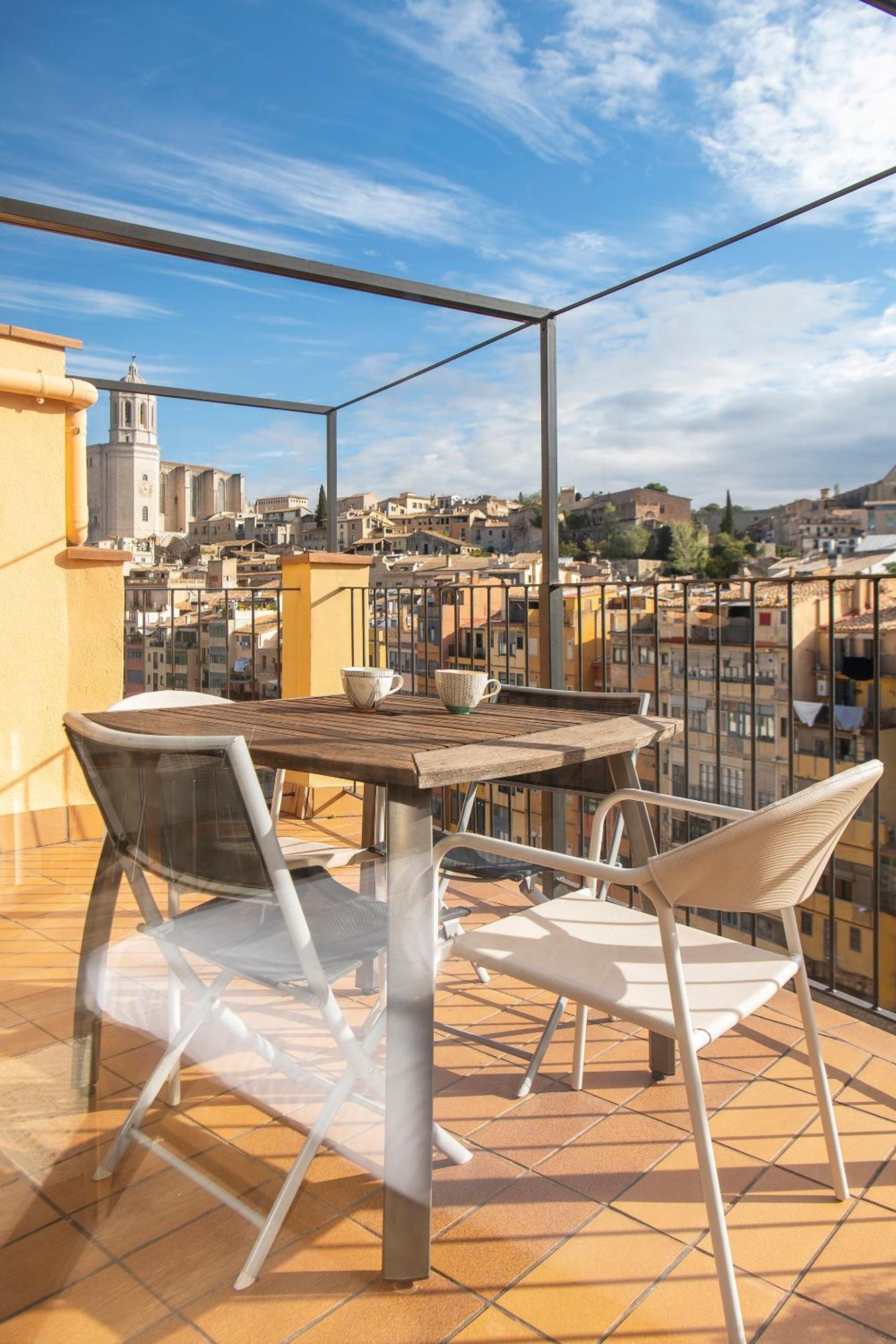 Sleep & Stay Luxury Top Floor Apt With Terrace Херона Екстериор снимка